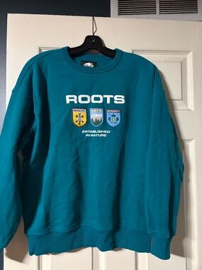 Roots sweater